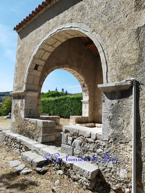Mons (Var), la chapelle Notre-Dame de la Pitié