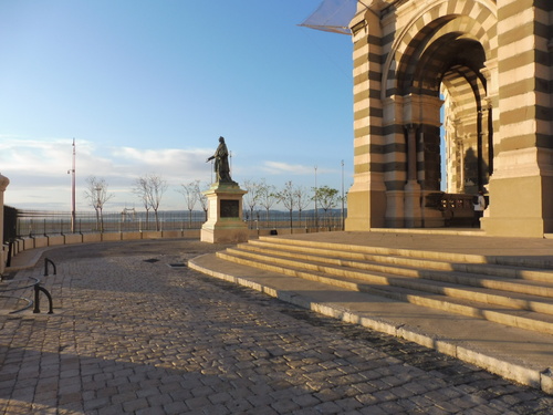 VISITE DE MARSEILLE (suite)