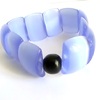 Bracelet bleu en perle de verre et perle noir en bois 5€
