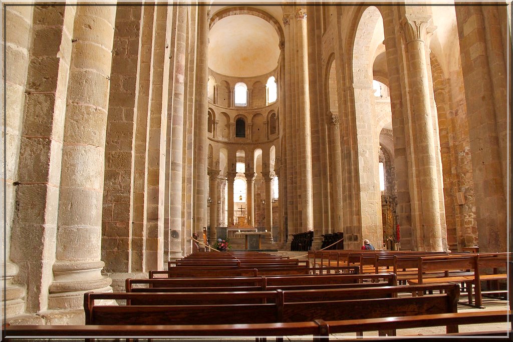 947 - Conques en Aveyron, l'Abbatiale (12)