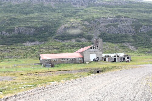 De Suðavík à Laugarhóll