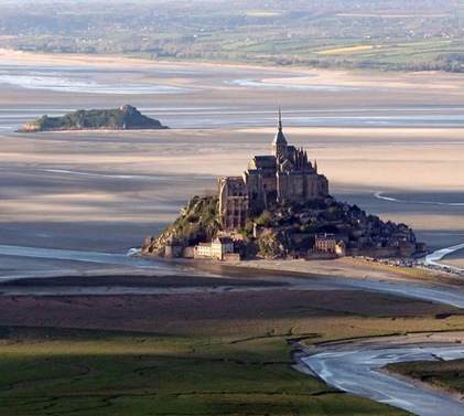 Le Mont St Michel est Breton