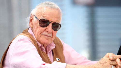 Stan Lee serait victime d’escroqueries de la part de ses proches