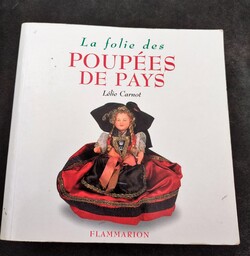 Post n°4  : La folie des Poupées de Pays!