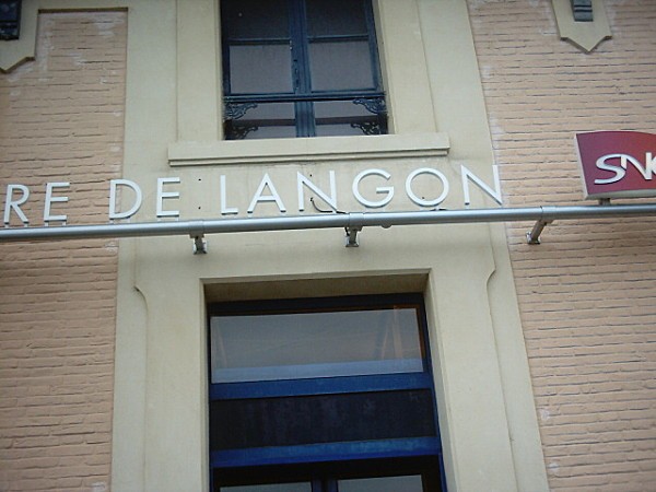7-octobre-gare-langon-entree.jpg
