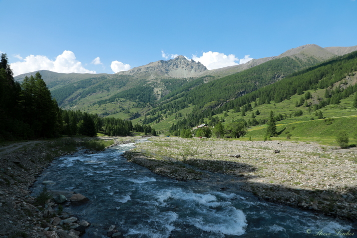 Trek dans le Queyras : arrivée dans la vallée du Guil