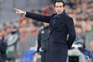 season psg unai emery coatch psg soccer 