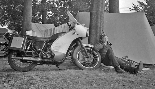 Concentration Cheval d'Acier 1971 à Bruges