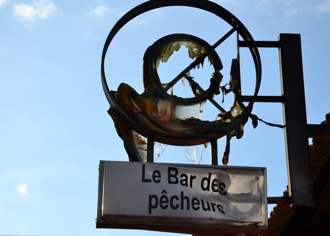 St-Denis: Un banian incendié juste à côté du Bar des pêcheurs