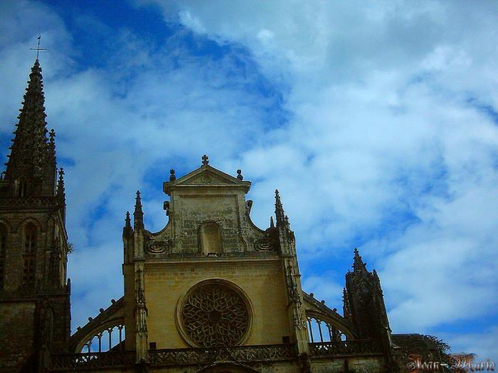 Léglise Saint-Jean-Baphiste de Bazas (gironde)