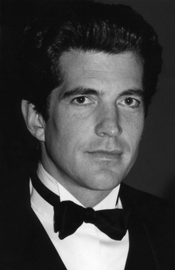 John F. Kennedy Jr: 