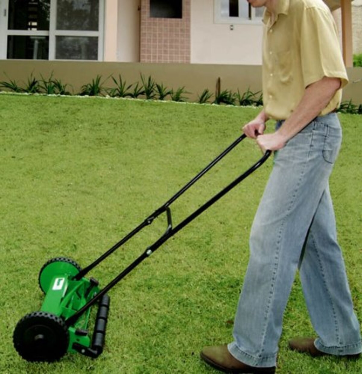 Easy Push Mower - Walk-Behind Lawn Mowers - Push Lawn Mowers