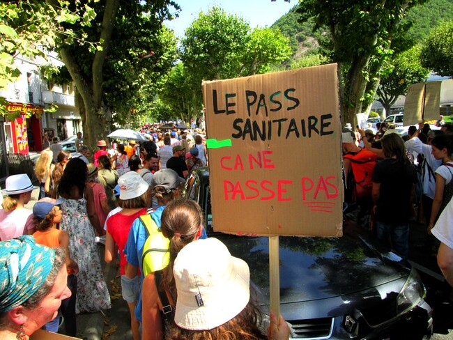 Digne les Bains 14 08 21 Coordination Marche des Libertés pour l'abrogation de la loi du 05 08 2021!