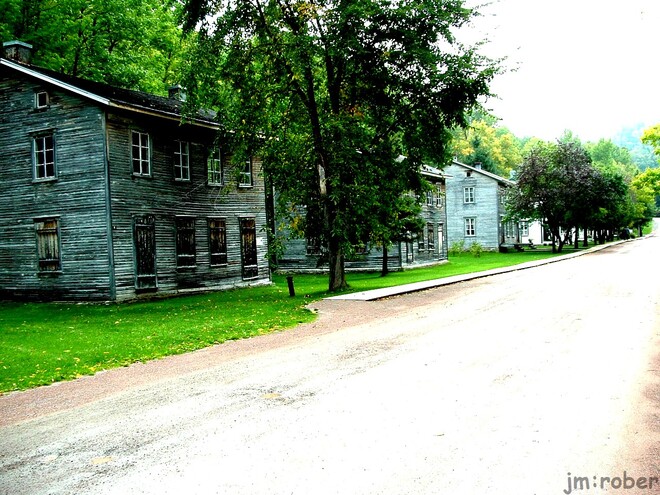 Chicoutimi , Souvenir d'un village fantôme 