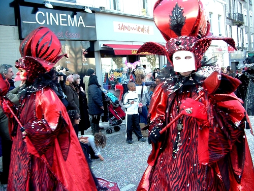 Carnaval de Limoges 2013, le défilé des maques de Venise, un petit air vénitiens.