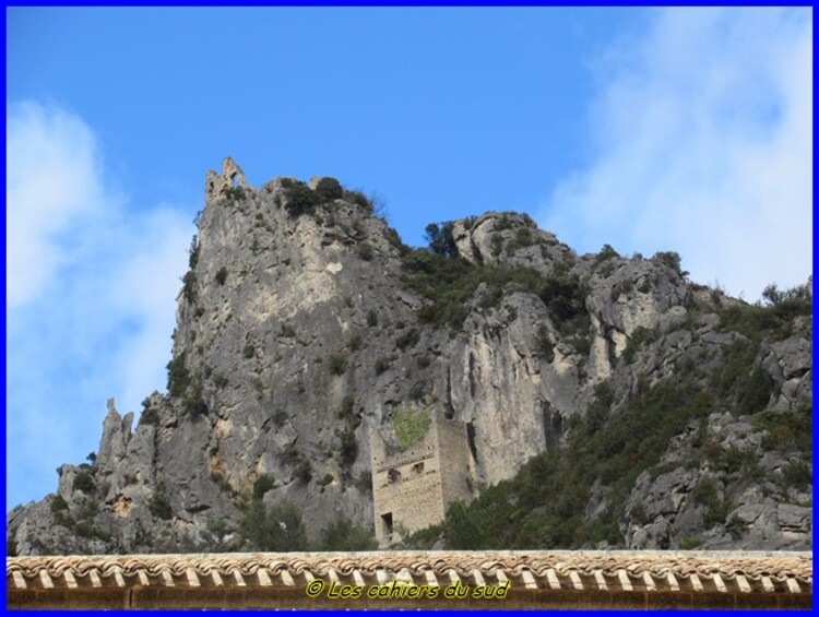 St Guilhem le Désert, le sentier des fenestrettes