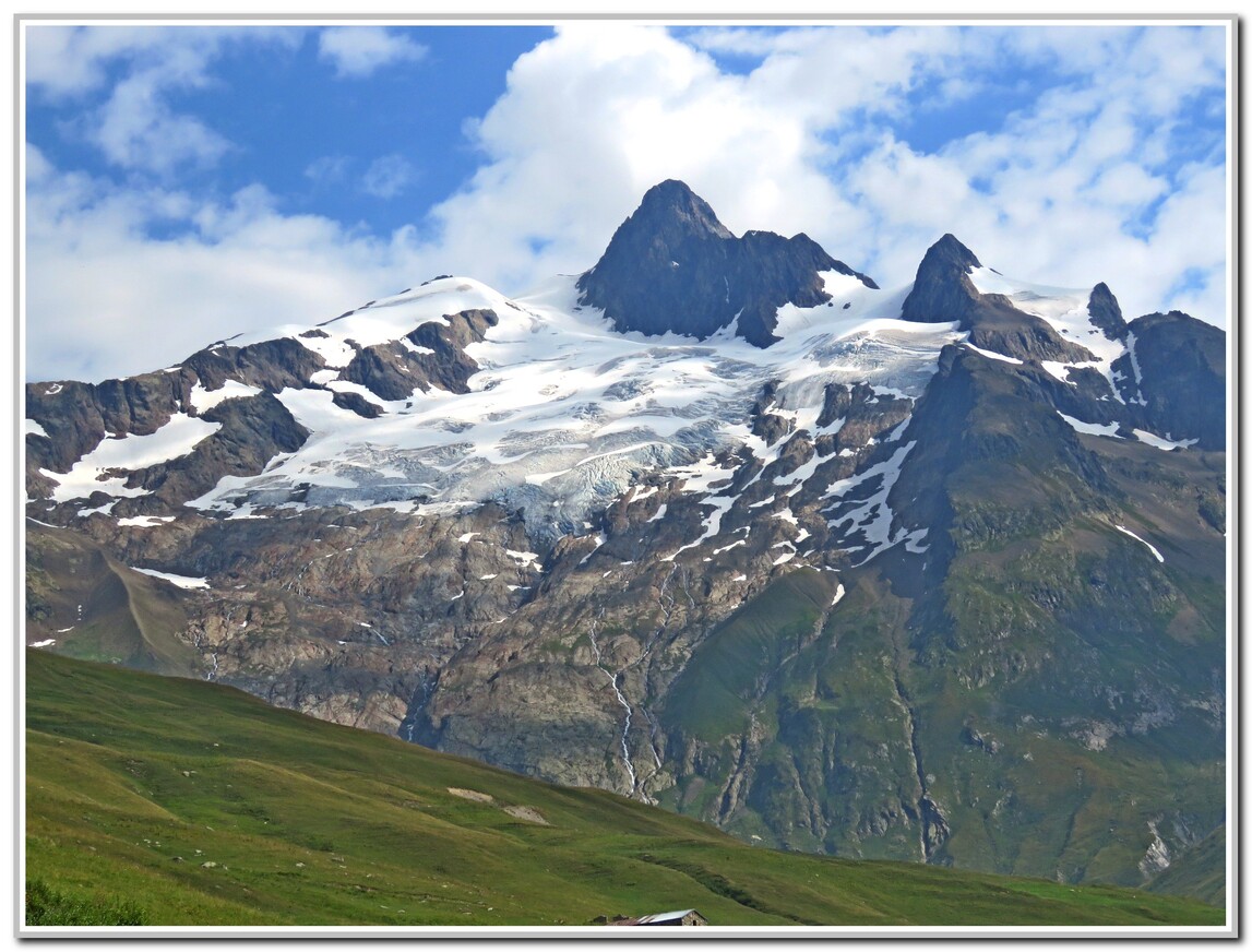 LA VALEE DES GLACIERS 