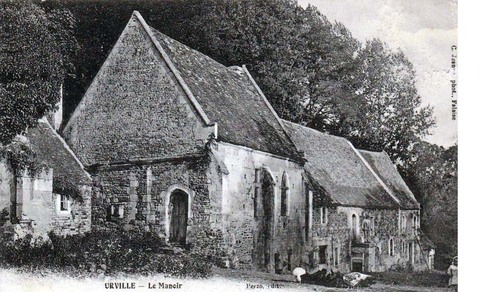 LES REMPARTS D'URVILLE (Calvados)