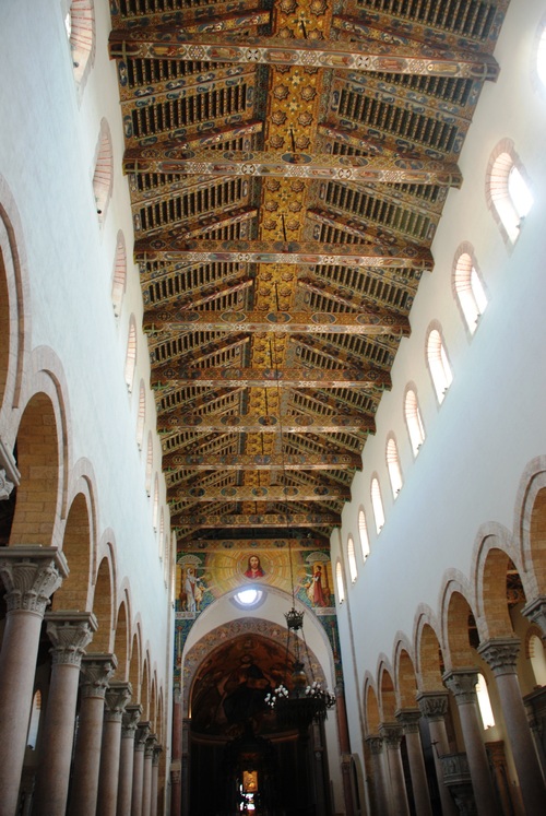 La cathédrale Santa Lucia del Mela à MESSINE 