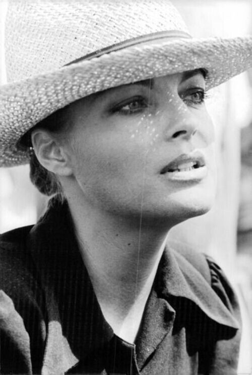 Superbe Romy