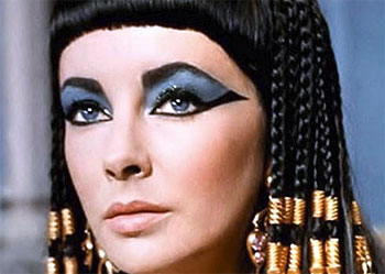 cleopatre rencontre cesar la premiere fois