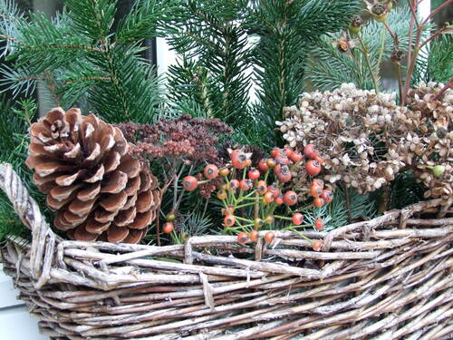 Atelier ...    jardinières et couronnes d'hiver