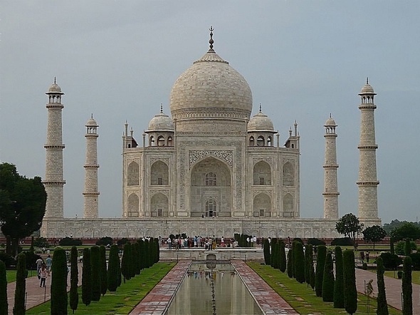 le Taj Mahal sous le soleil