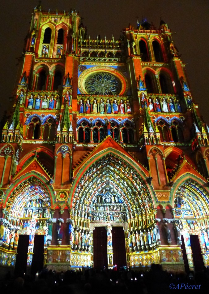 Notre cathédrale coloriée par "Chroma"