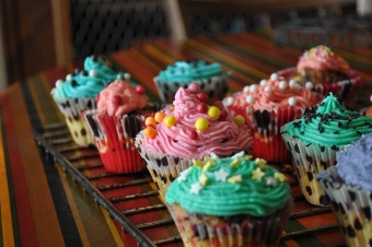 Cupcakes aux pépites de chocolat et crème au beurre