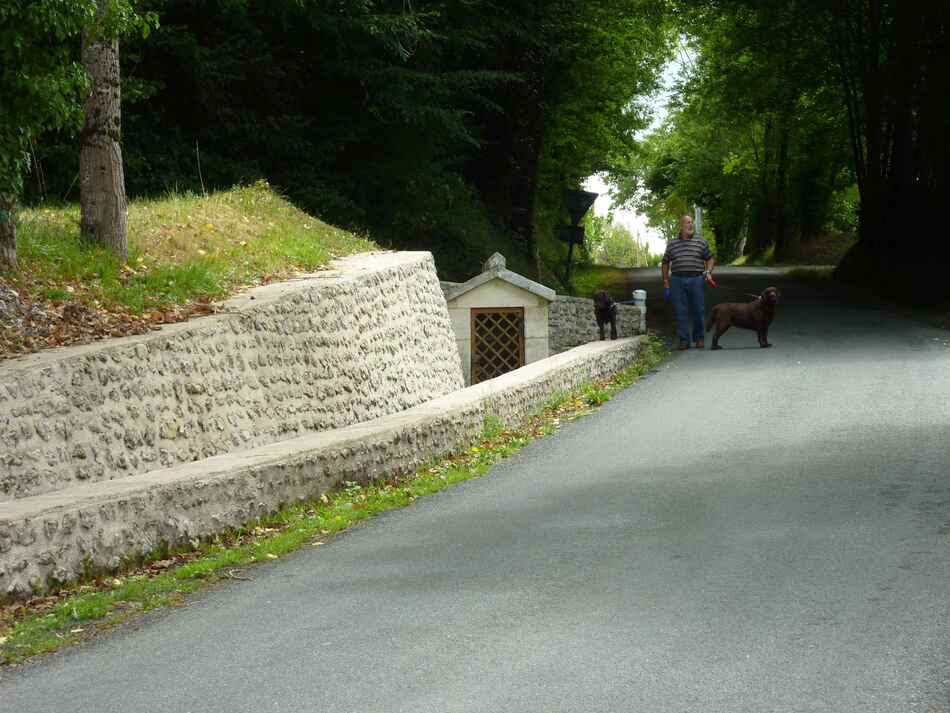 Douchapt, joli village près de Ribérac (3). 