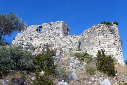 Tuchant : château d'Aguilar ...