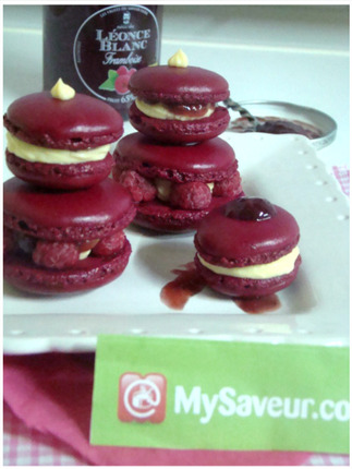 RELIGIEUSE DE MACARONS À LA FRAMBOISE