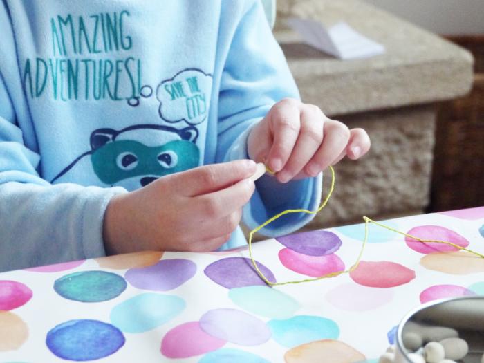 Petites activités par temps pluvieux pour les 2-3 ans