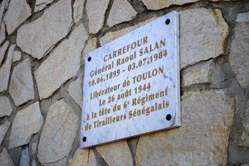  Raoul Salan clandestinement à Toulon *** Un article de la Ligue des Droits de l'Homme de Toulon *** MISE A JOUR : l'article de Var Matin