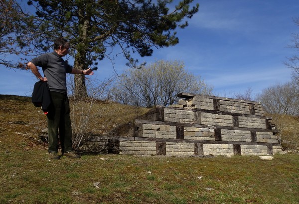 Visite de Vertillum avec Jacky Bénard archéologue...