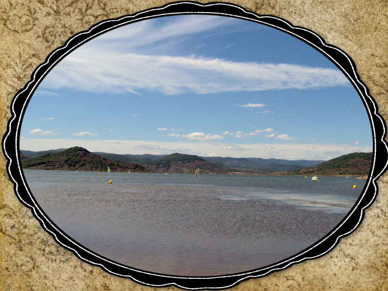 Lac de Salagou dans l'Hérault