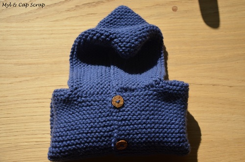 Caps : cadeau naissance - petite veste