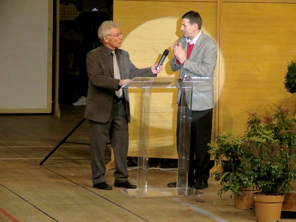 La soirée des " Lauriers du Sport", dédiée aux sportifs Châtillonnais, a eu lieu dans la salle Désiré Vêque de Châtillon sur Seine