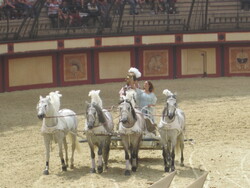 CP/CE1 et CM1/CM2: sortie au Puy du Fou