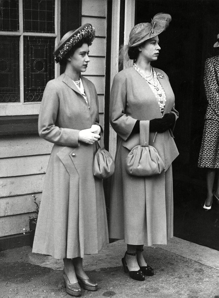La reine Elizabeth en 1948, enceinte de son premier enfant