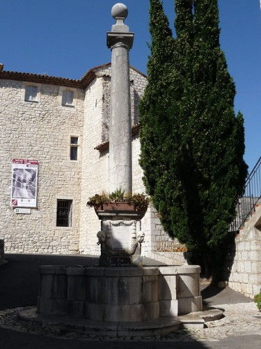 fontaine-gourdon-2