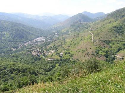 LORDAT LE VILLAGE LE CHATEAU ET LES RAPACES DU CHATEAU