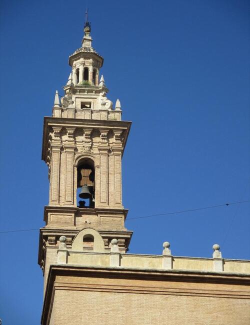 Le clocher de l'église Saint-Jean de la Croix à Valence
