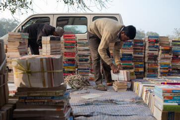 Une librairie ambulante, à New Delhi, en 2019.