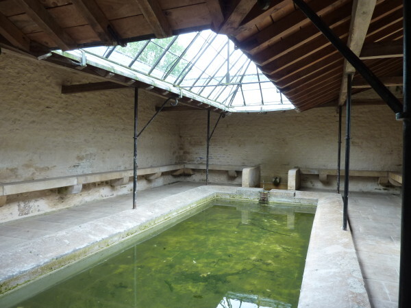 Le-lavoir-a-compluvium.JPG