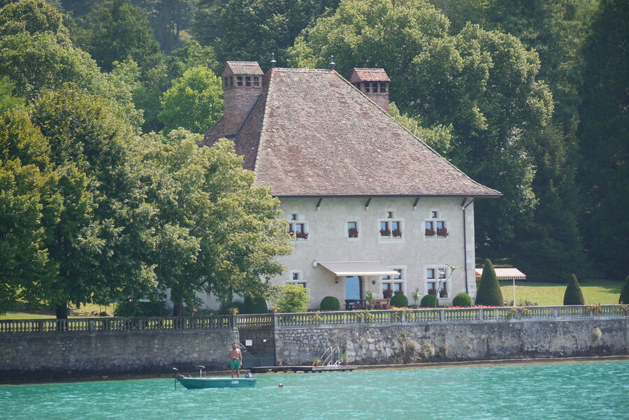 BALLADE  SUR  LE  LAC