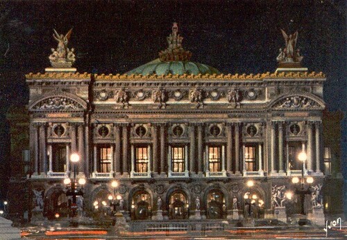 Paris- le Palais Garnier avant sa restauration
