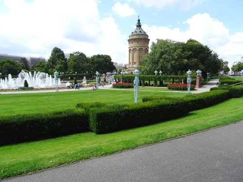 Autour de la Place Frédéric à Mannheim en Allemagne (photos)