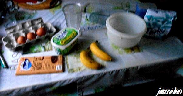 Grand' Mère fait de bon gâteau