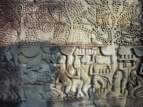 Le Bayon, bataille navale entre les Chams et les Khmers